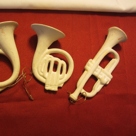 VTG 70'S WHITE PLASTER/CERAMIC HORN ORNAMENTS, SET OF 3 - Picture 4 of 4